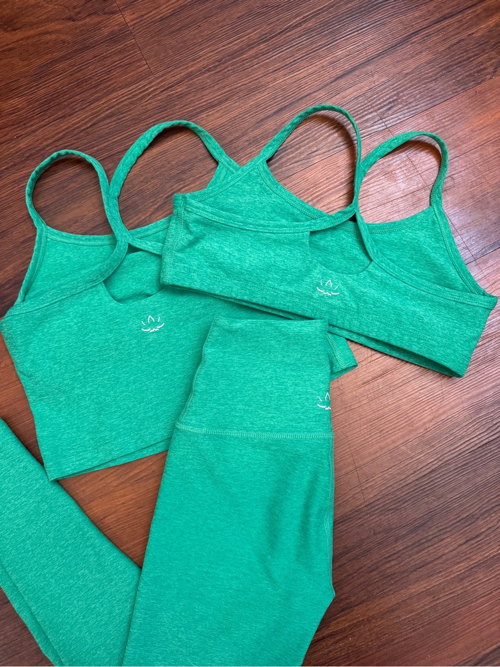 Beyond Yoga Green 3 Piece Workout Set Bra Tank Leggings S M Like New